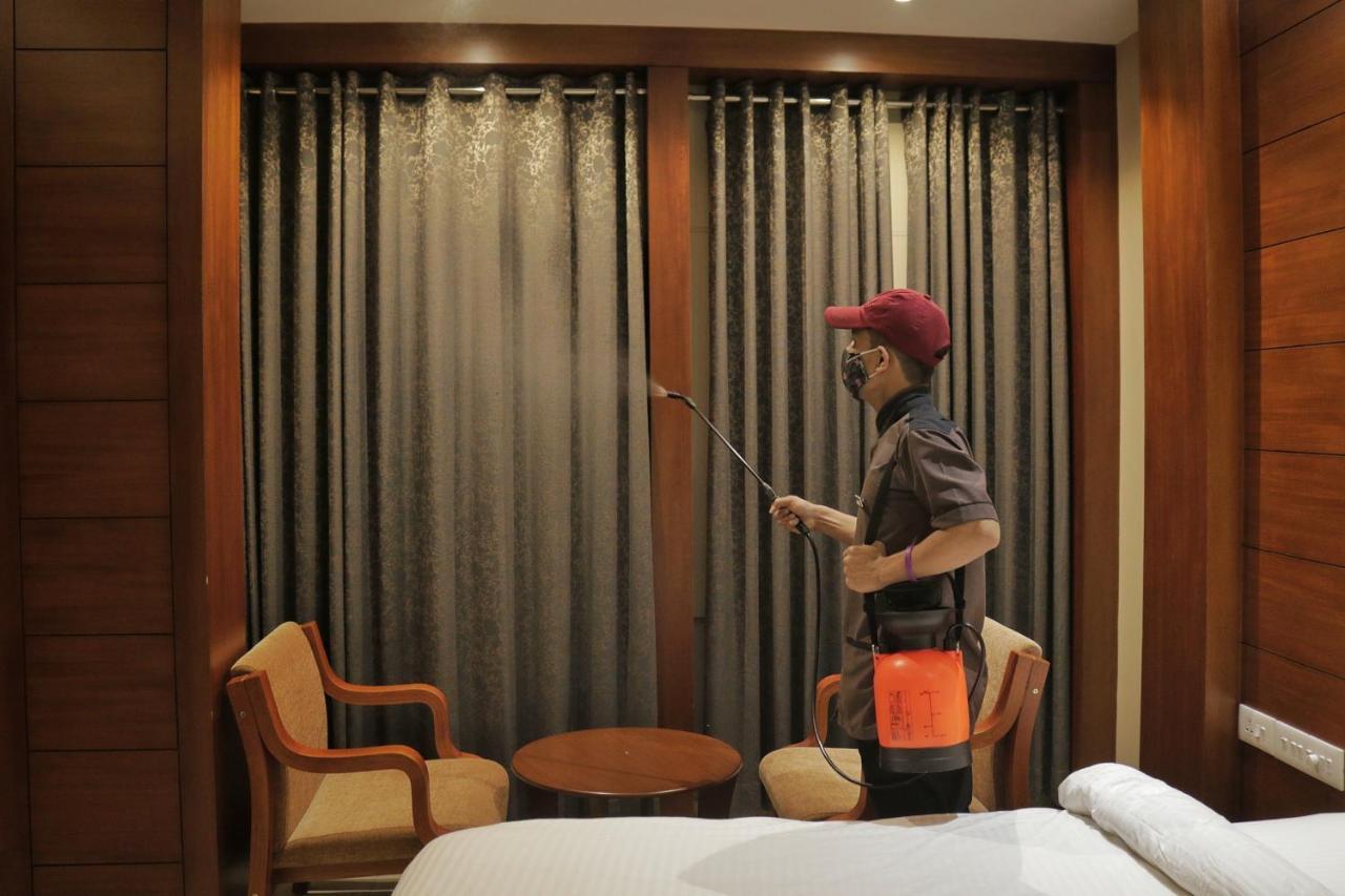 Hotel Priya Kottakkal 외부 사진